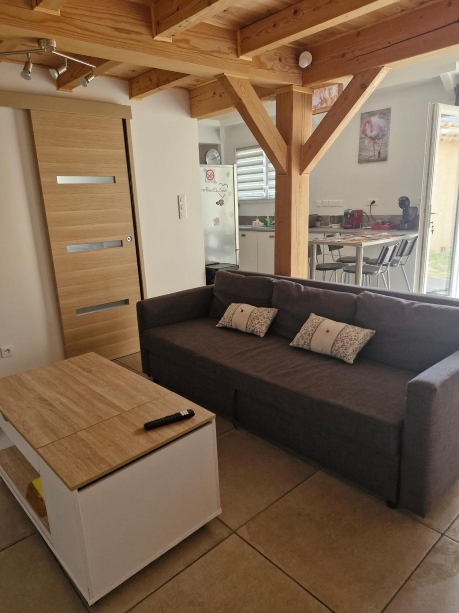 Petite Maison Meublée Entre Avignon Et Carpentras * Morieres-les-Avignon