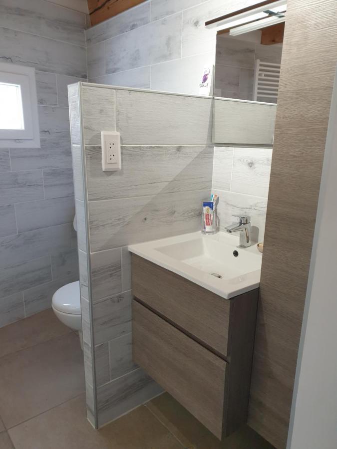 Petite Maison Meublee Entre Avignon Et Carpentras Morieres-les-Avignon